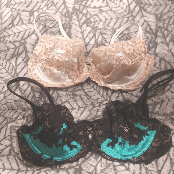 Victoria's Secret Other - Victoria's Secret bra bundle 34 C unlined